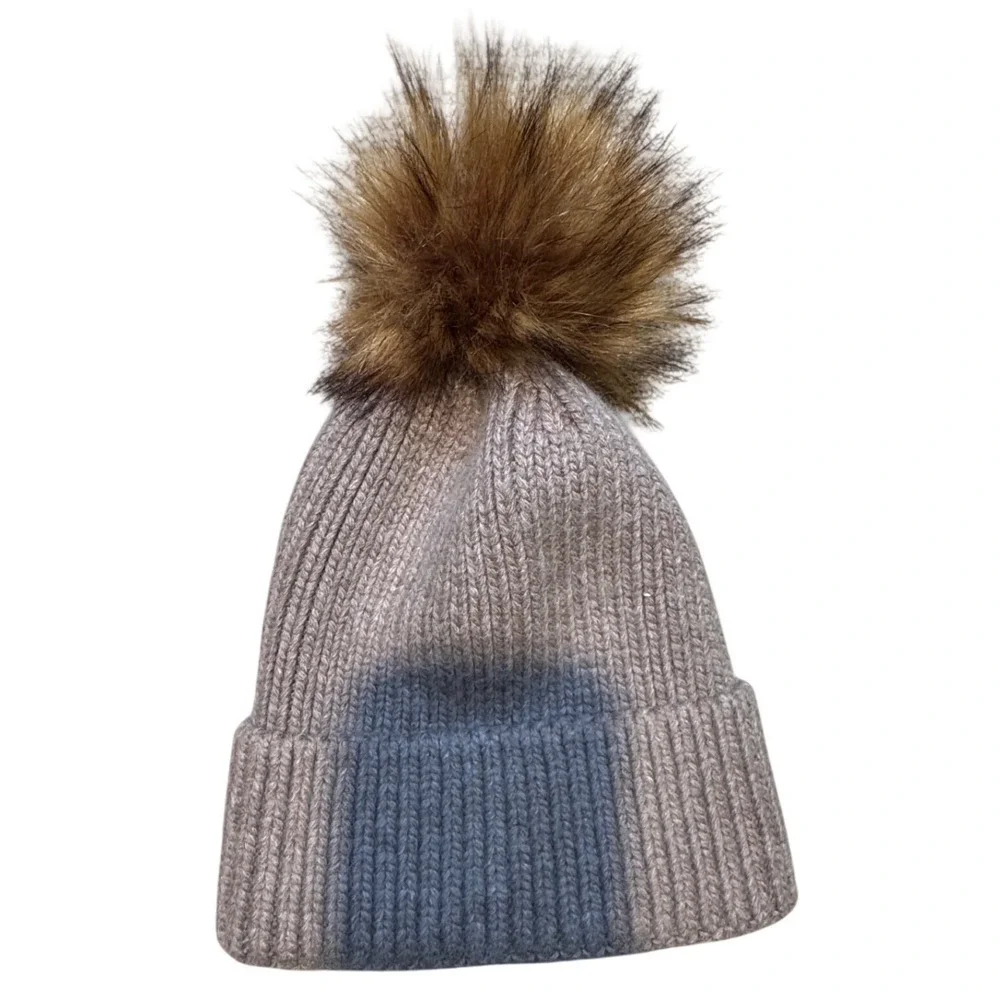 Norla Canada Alpaca Wool Blend Ribbed Knit Beanie Faux Fur Pom‎ Taupe Beige Hat